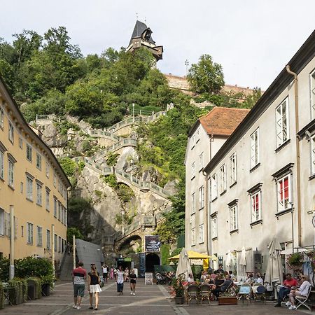 Serenity Suite By Hero Homes - Ruhige Und Zentrale Lage Im Historischen Zentrum Mit Lift & Self-Check-In Graz Exterior foto