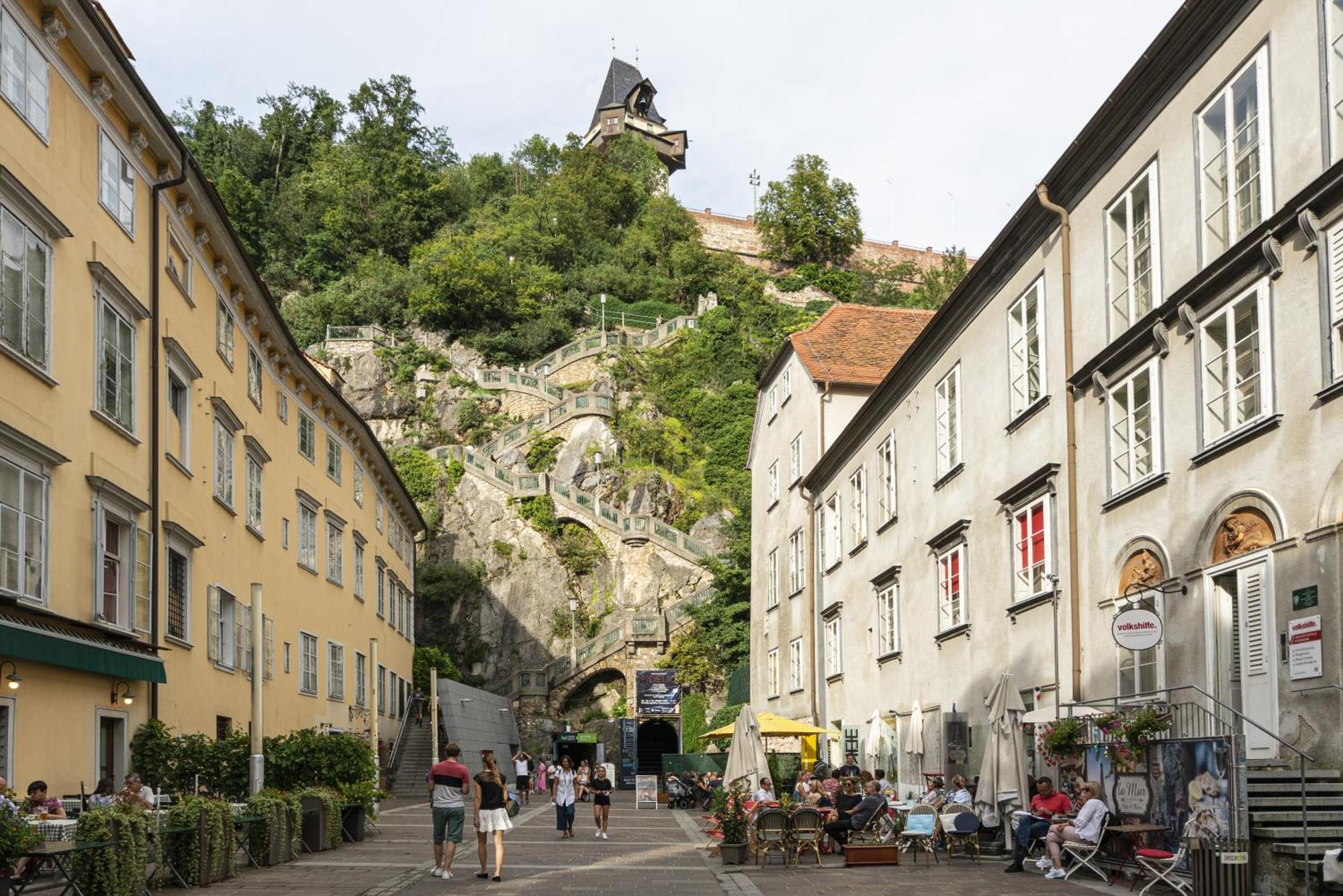 Serenity Suite By Hero Homes - Ruhige Und Zentrale Lage Im Historischen Zentrum Mit Lift & Self-Check-In Graz Exterior foto